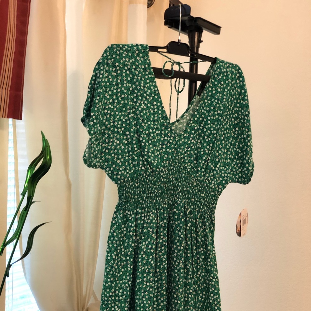 GIRLS...  GIRLS...  GIRLS.... preteen shell dress